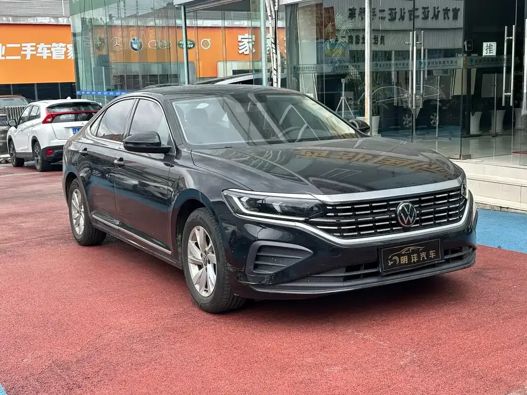 Volkswagen Passat — фото 4