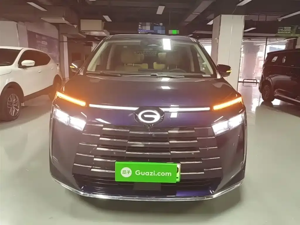 GAC Motor E8 Hybrid — фото 3