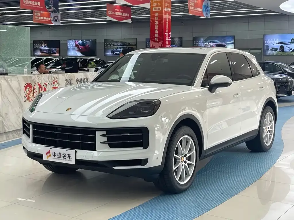 Porsche Cayenne — фото 1