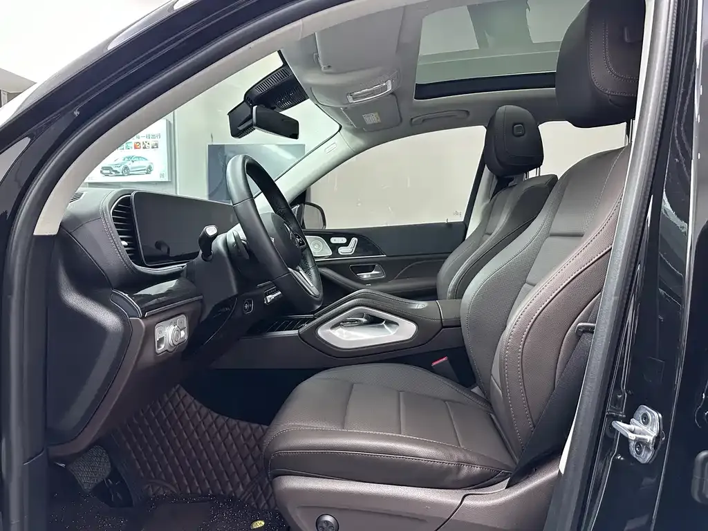 Mercedes-Benz GLE — фото 10