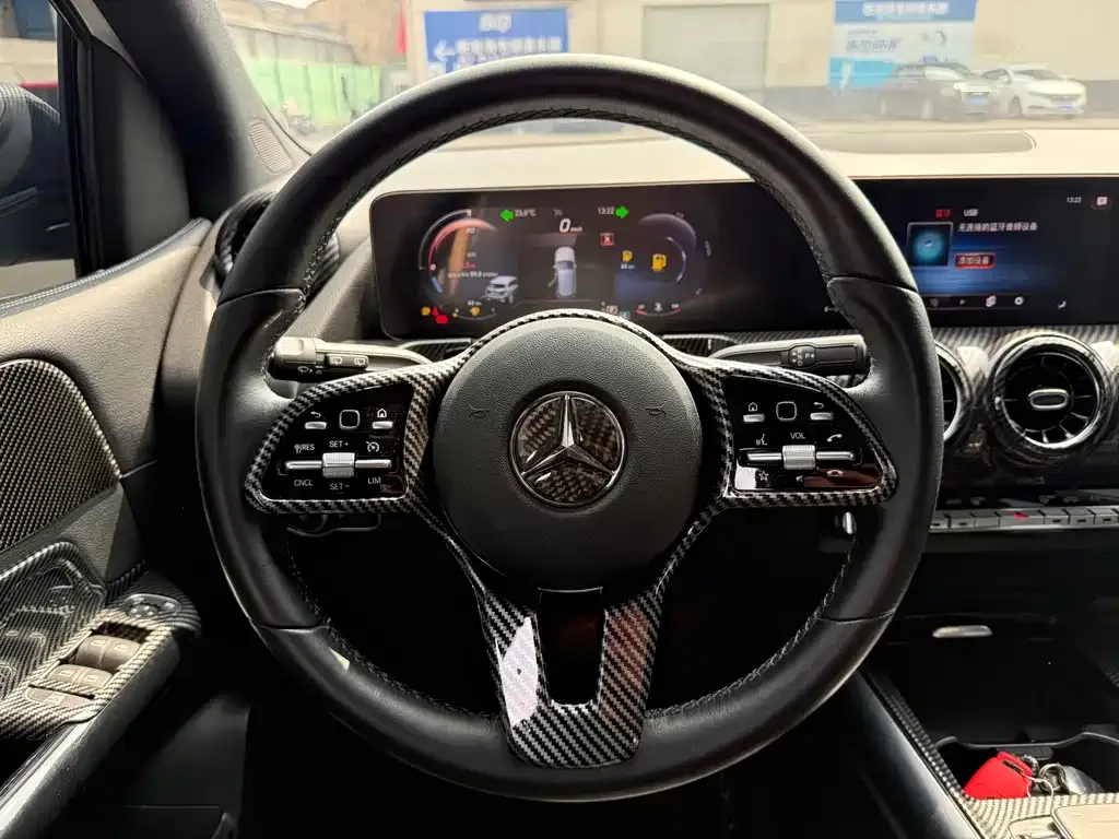Mercedes-Benz B-Class — фото 10