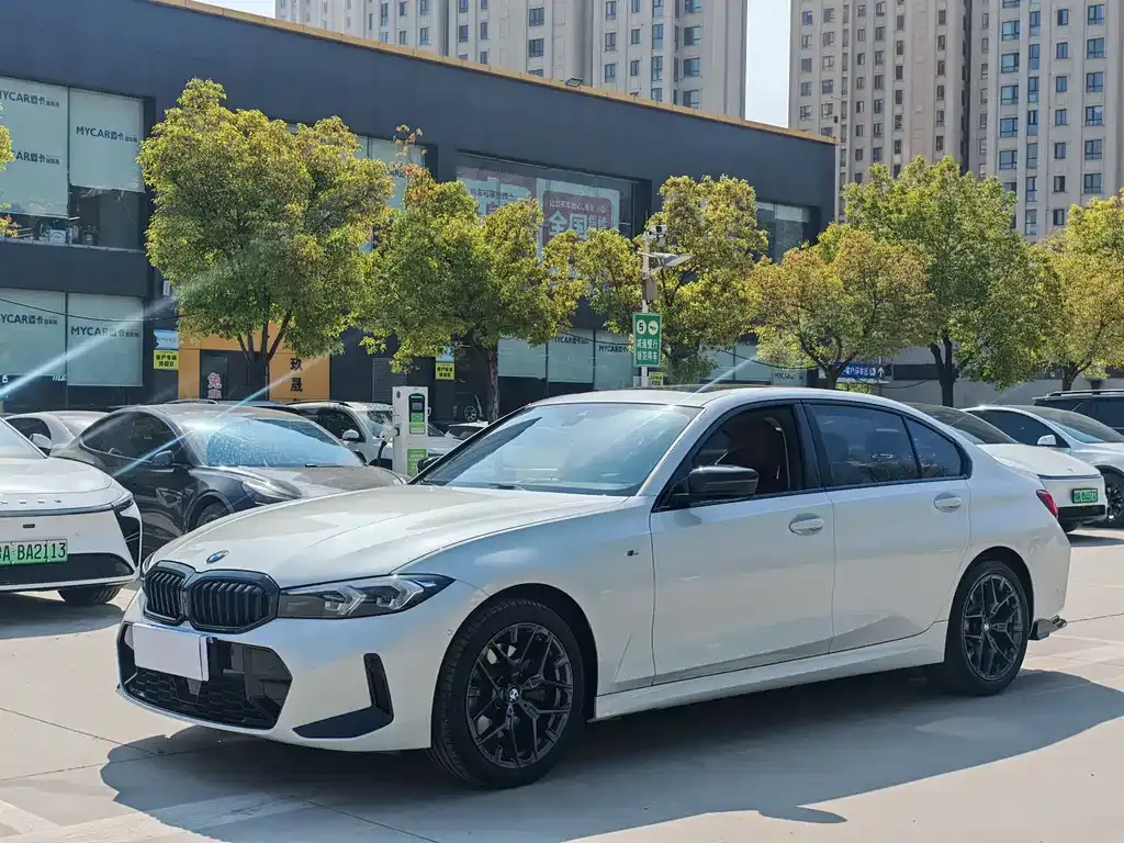 BMW 3 Series — фото 1