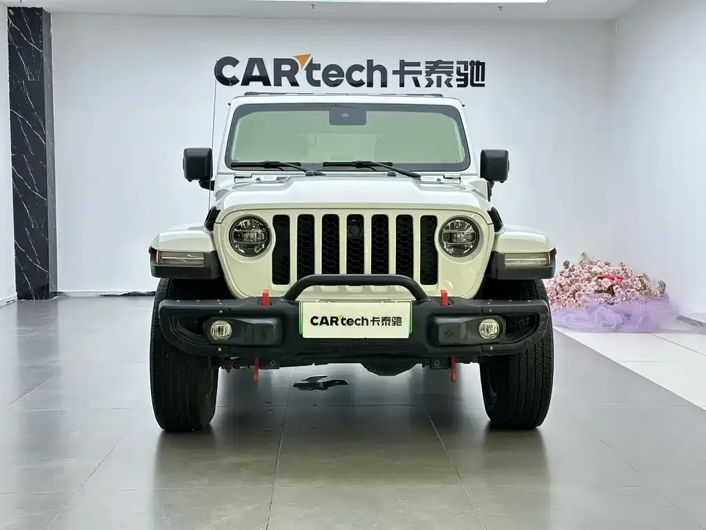 Jeep Wrangler — фото 3
