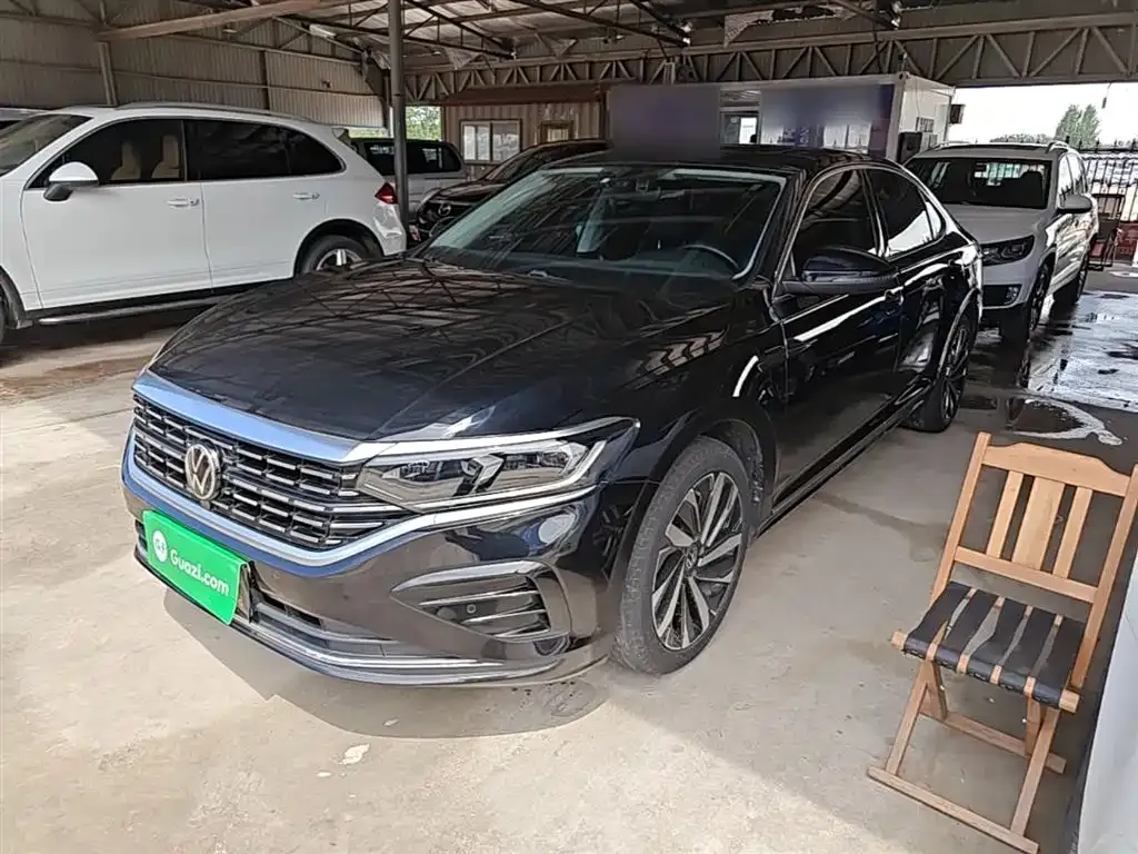 Volkswagen Passat — фото 1