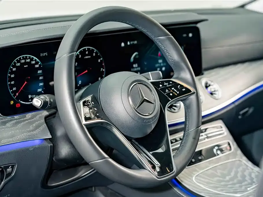 Mercedes-Benz CLS — фото 5