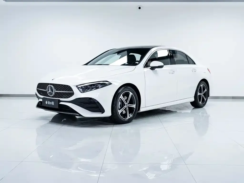 Mercedes-Benz A-Class — фото 1