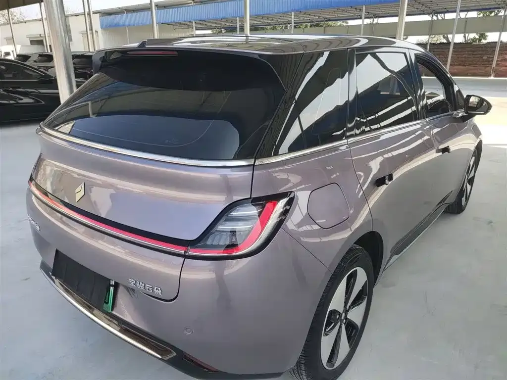 Baojun Yunduo — фото 4