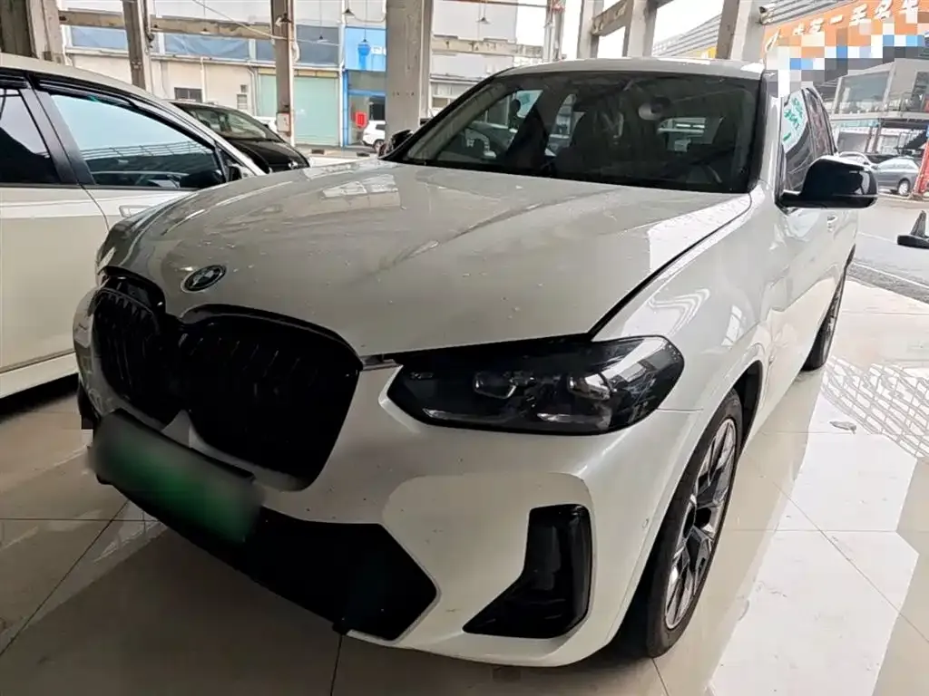 BMW iX3 — фото 1