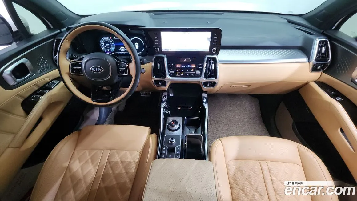 Kia Sorento — фото 5