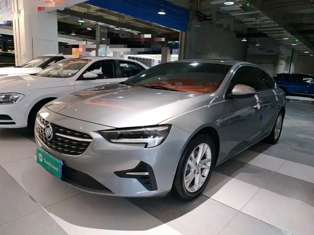 Buick Regal — фото 1