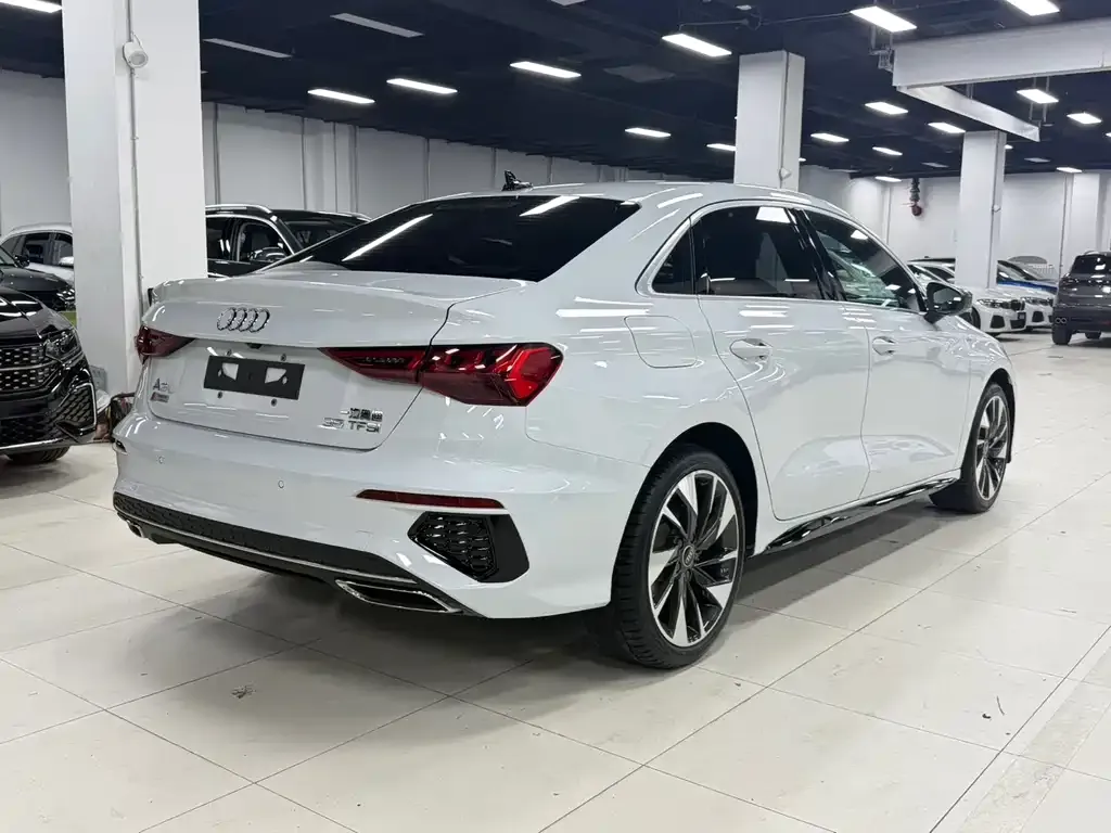 Audi A3 — фото 6