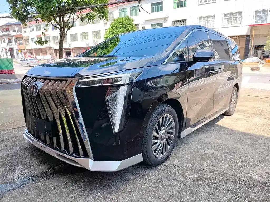 GAC Motor Trumpchi M8 — фото 1