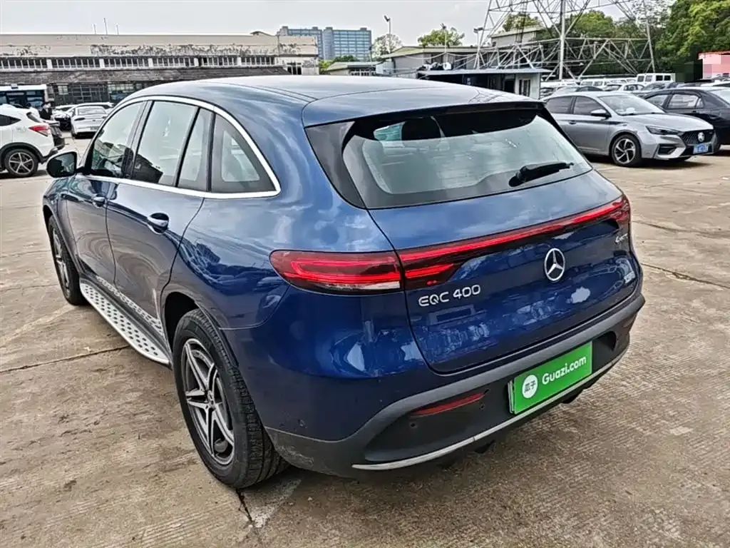 Mercedes-Benz EQC — фото 3