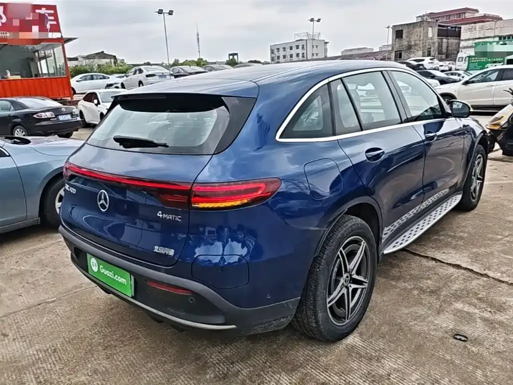Mercedes-Benz EQC — фото 4
