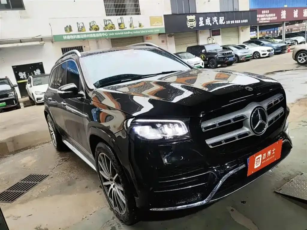 Mercedes-Benz GLS — фото 4