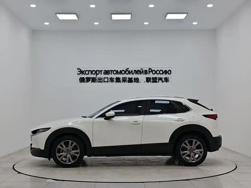 Mazda CX-30 — фото 4