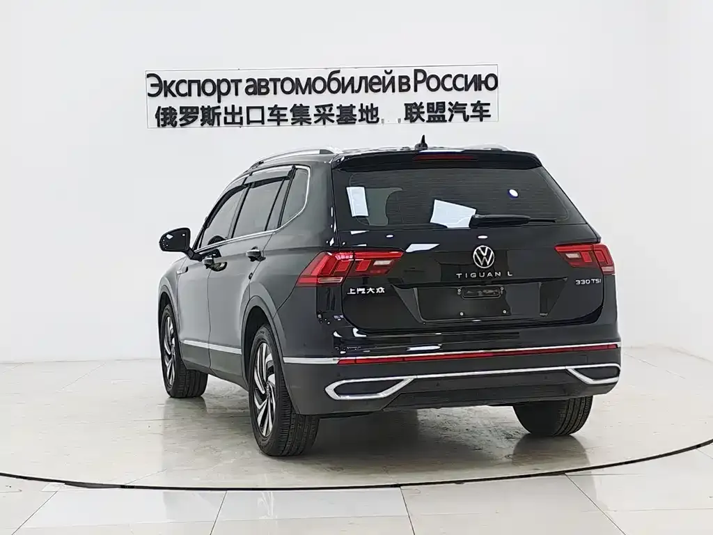 Volkswagen Tiguan L — фото 8