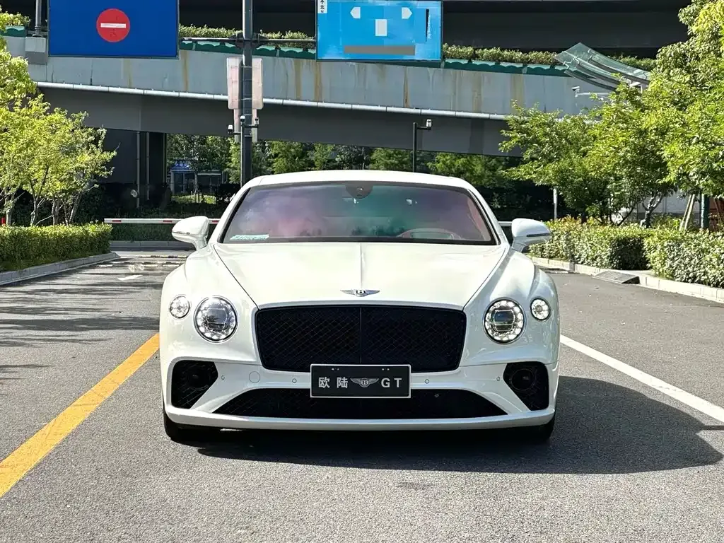 Bentley Continental — фото 9
