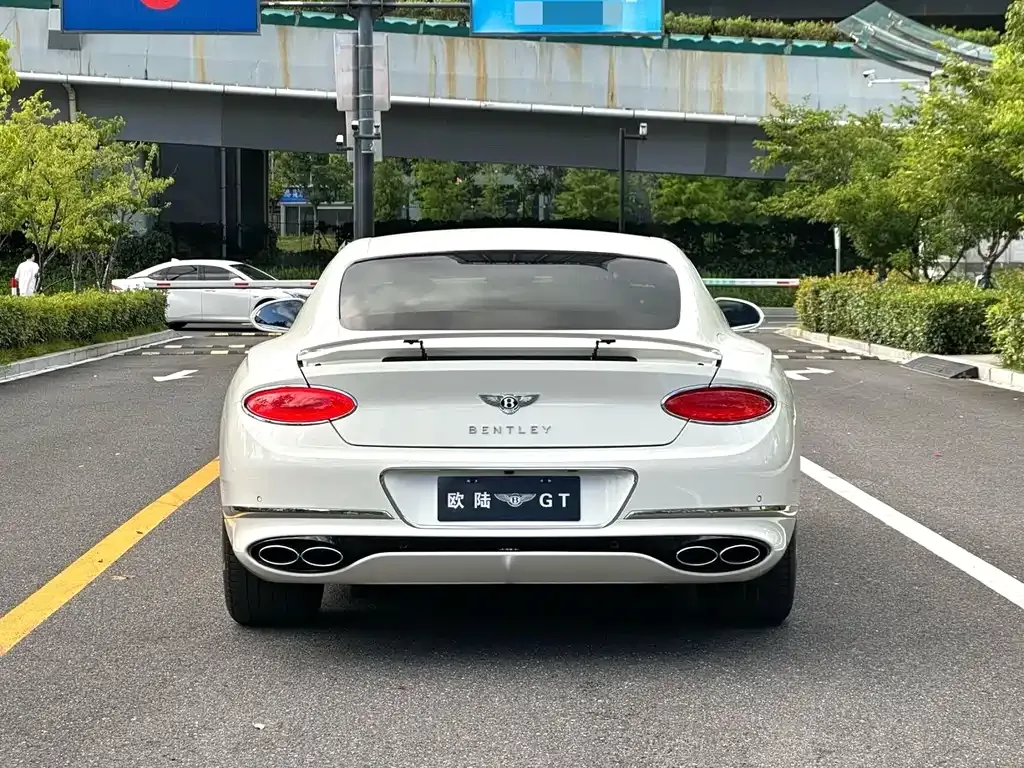 Bentley Continental — фото 5