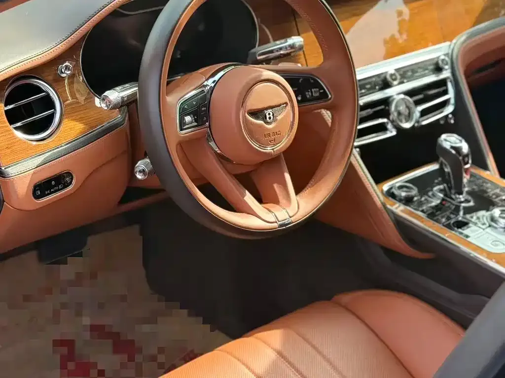Bentley Flying Spur — фото 8