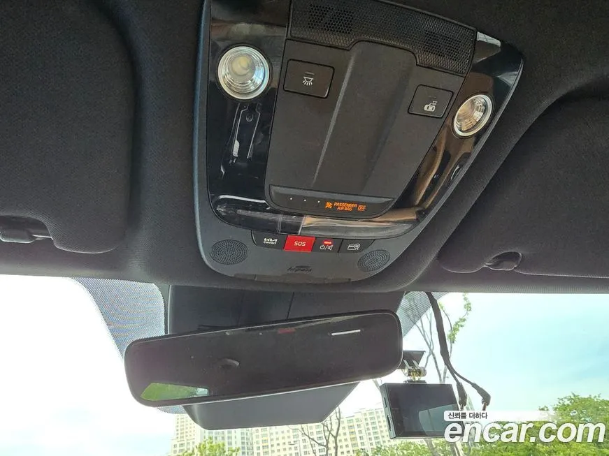 Kia Sorento — фото 5