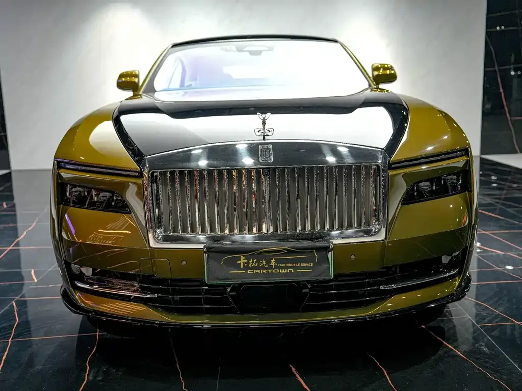 Rolls-Royce Phantom — фото 1