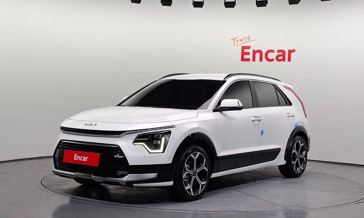 Kia Niro — фото 1