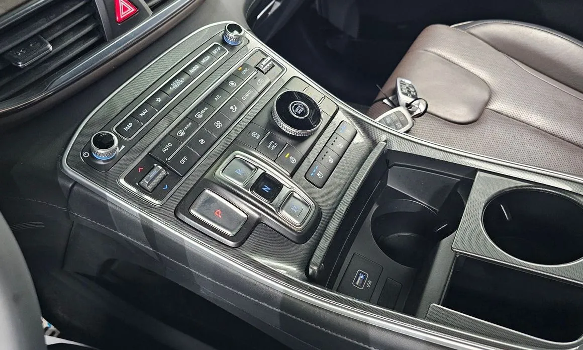 Hyundai Santafe — фото 7