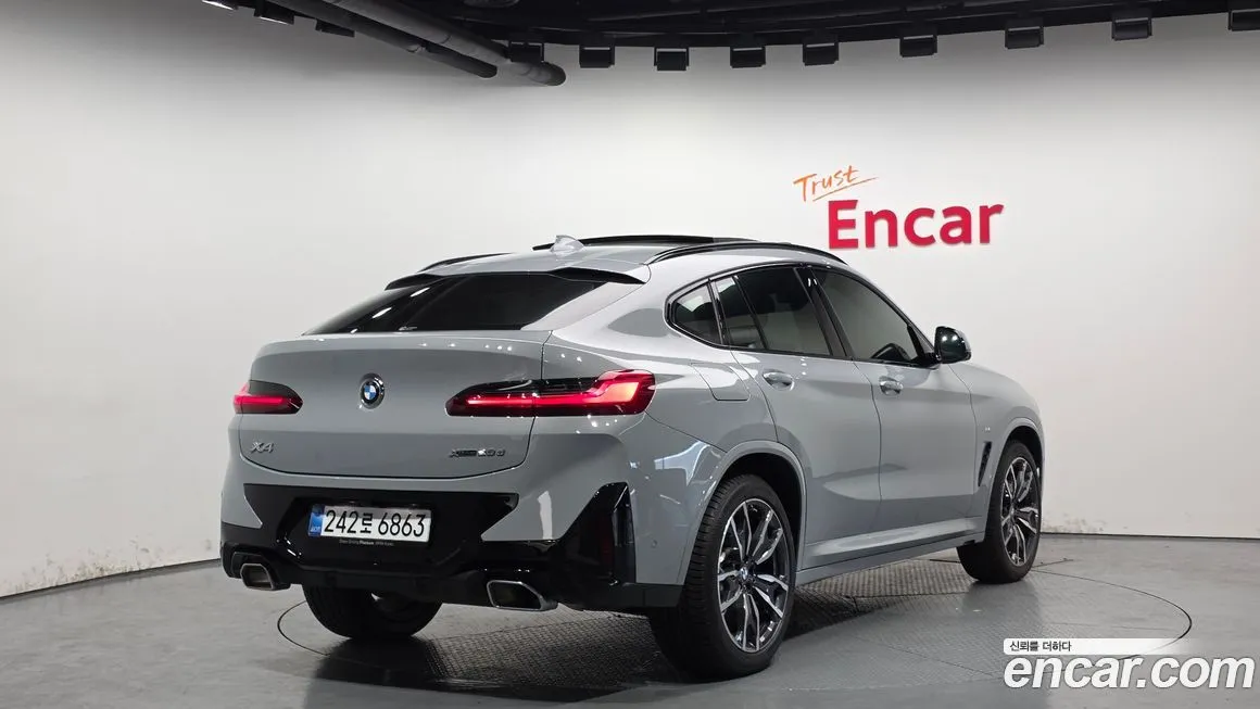 BMW X4 — фото 3