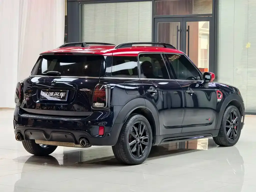 MINI Countryman JCW — фото 9