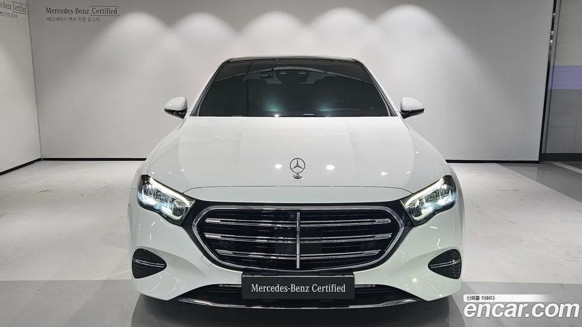 Mercedes-Benz E-Class — фото 10