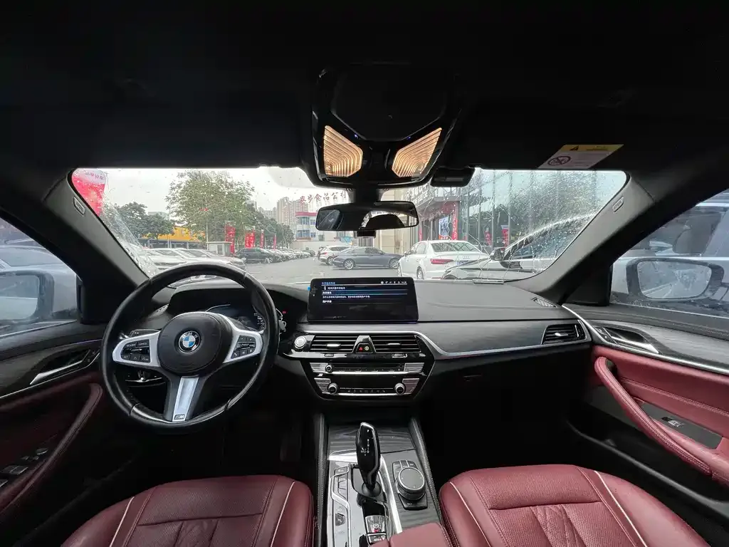 BMW 5 Series New Energy — фото 3