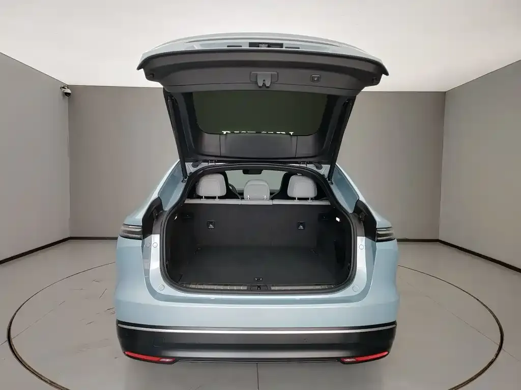 NIO EC7 — фото 10
