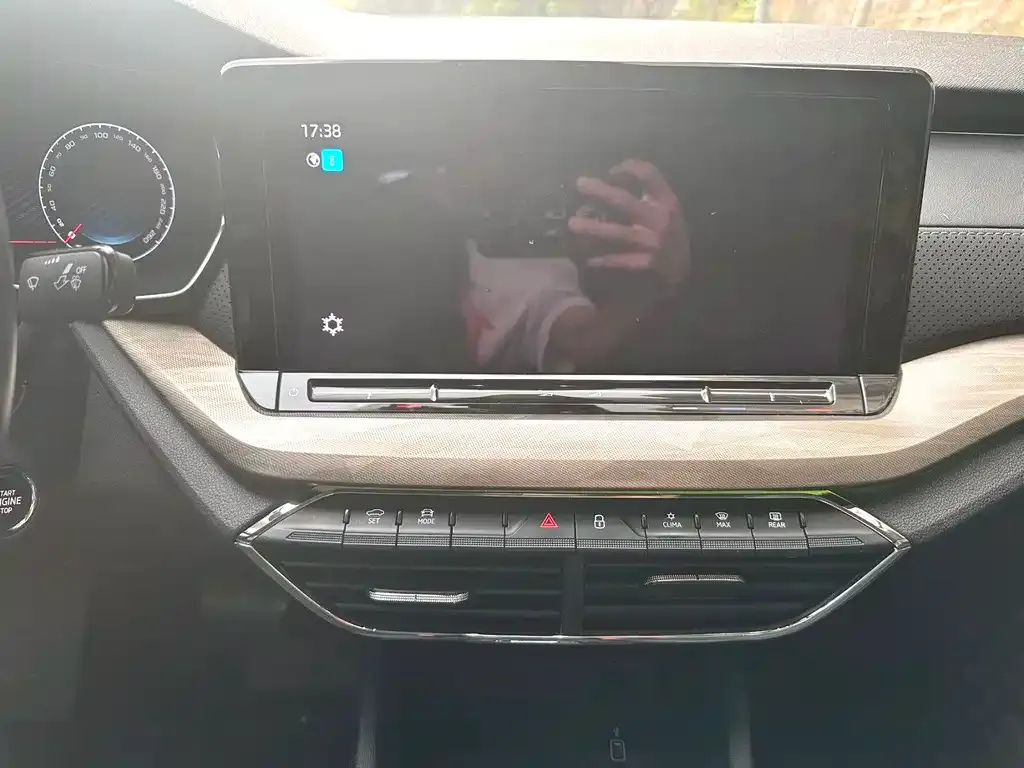 Skoda Octavia — фото 5