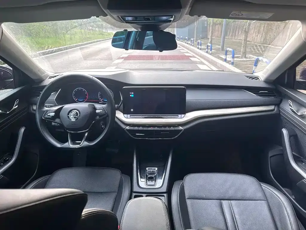 Skoda Octavia — фото 6