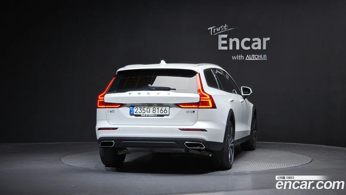 Volvo V60 — фото 4