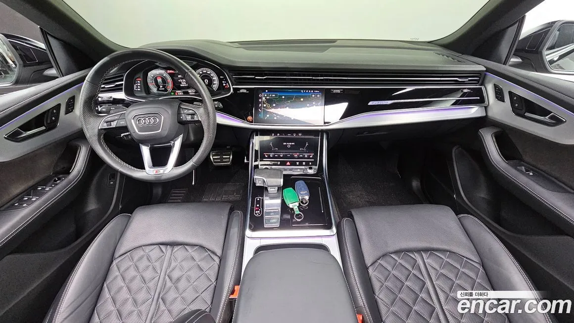 Audi Q8 — фото 4