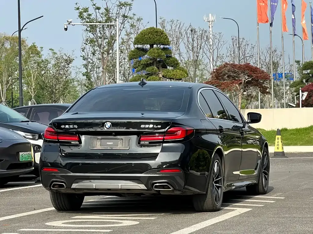 BMW 5 Series New Energy — фото 6