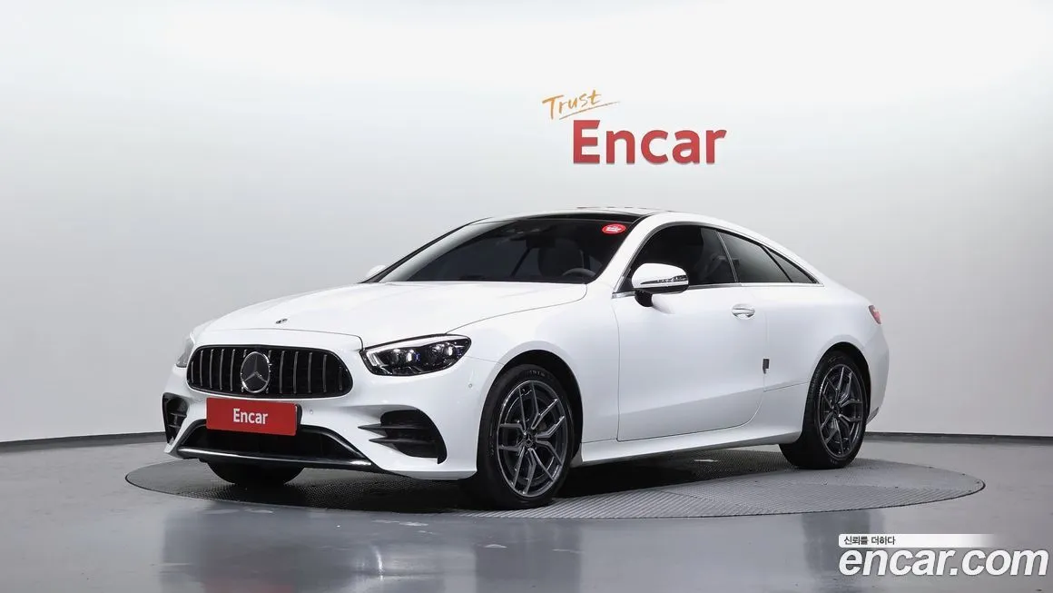 Mercedes-Benz E-Class — фото 1