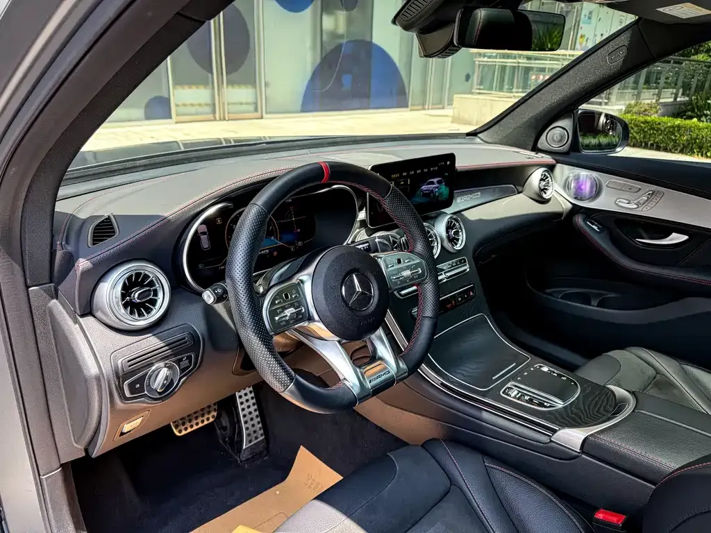 Mercedes-Benz GLC AMG — фото 5