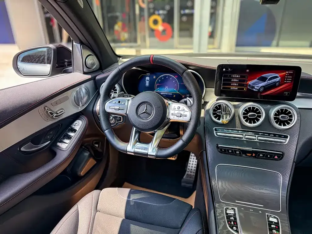 Mercedes-Benz GLC AMG — фото 2