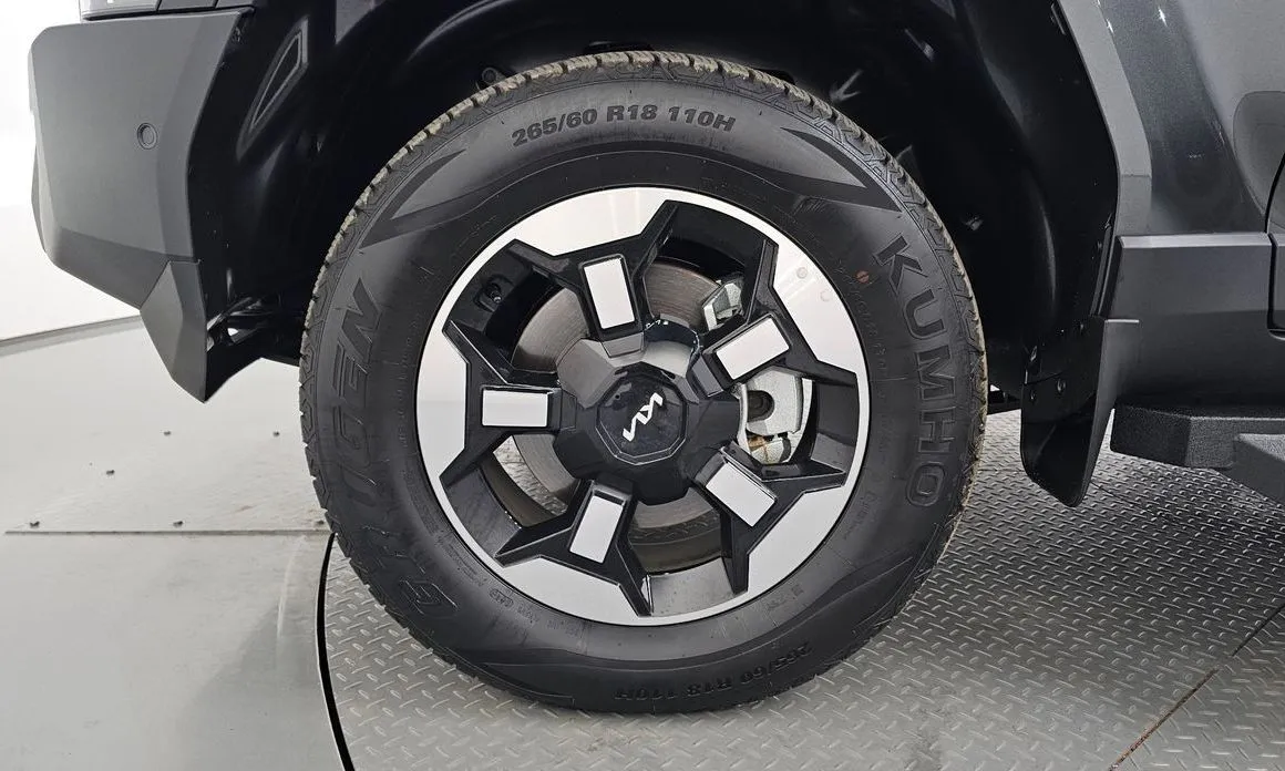 Kia Tasman — фото 10