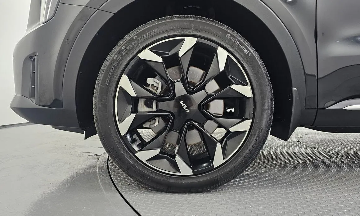 Kia Sorento — фото 5