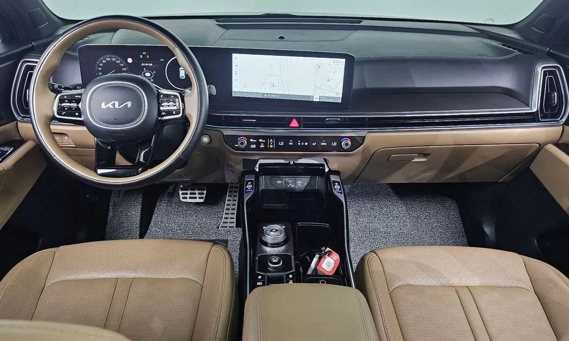 Kia Sorento — фото 10