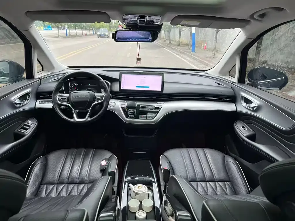 Roewe iMAX8 — фото 8