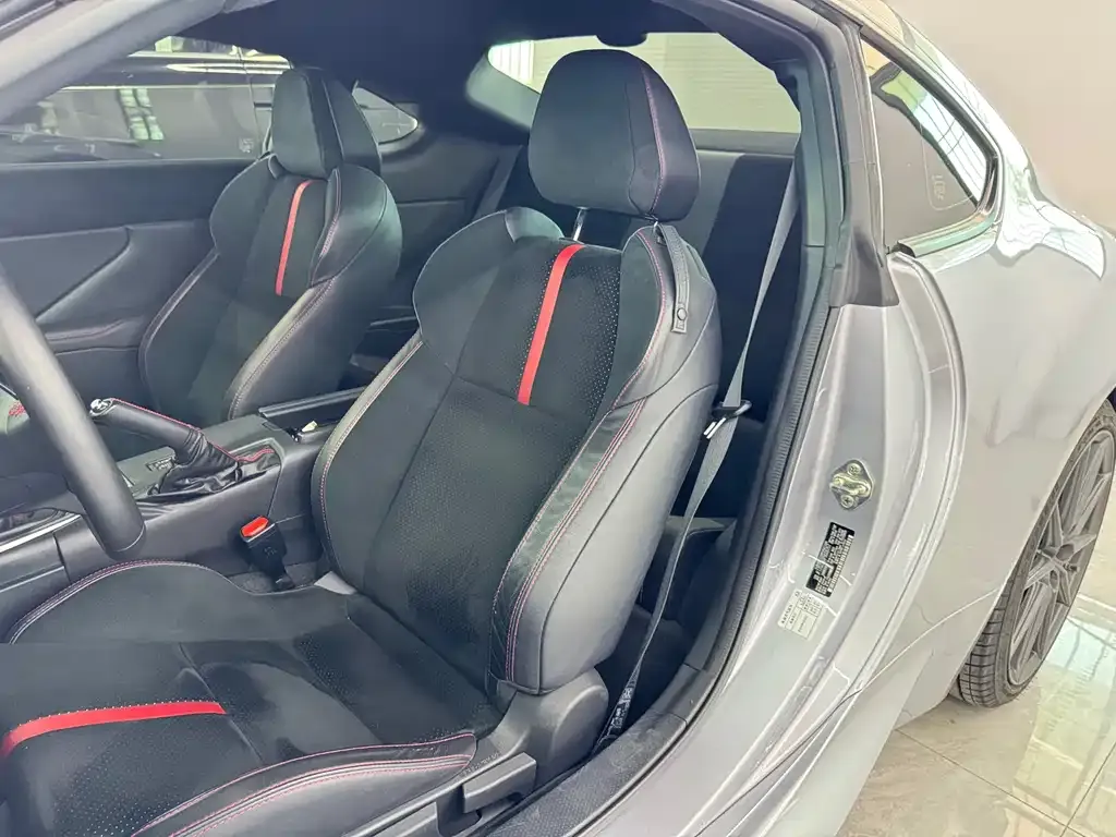 Subaru BRZ — фото 7