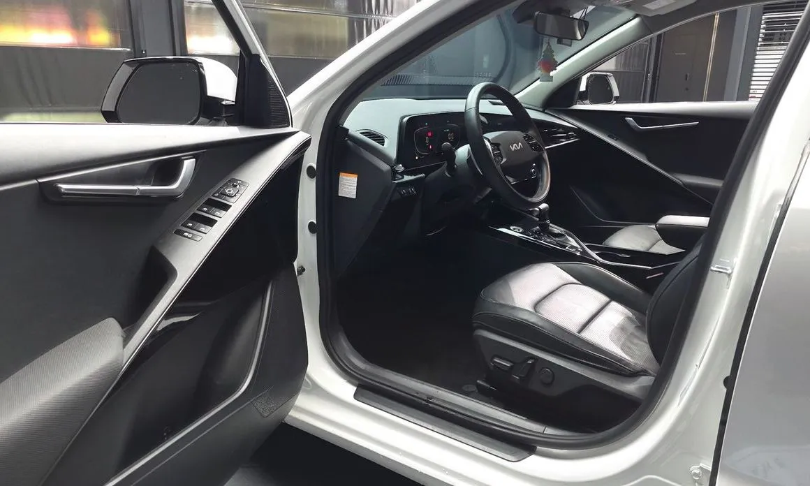 Kia Niro — фото 10