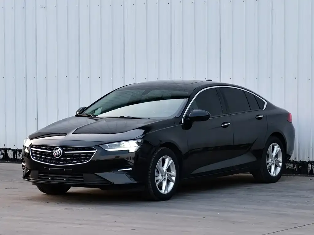 Buick Regal — фото 1
