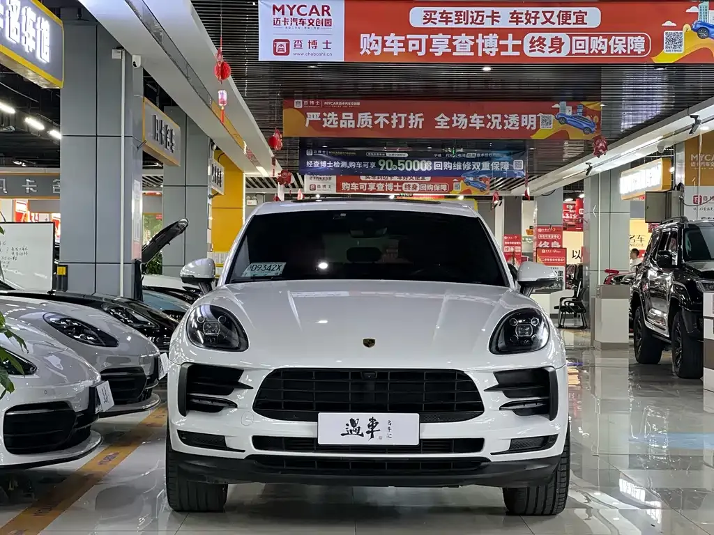 Porsche Macan — фото 10