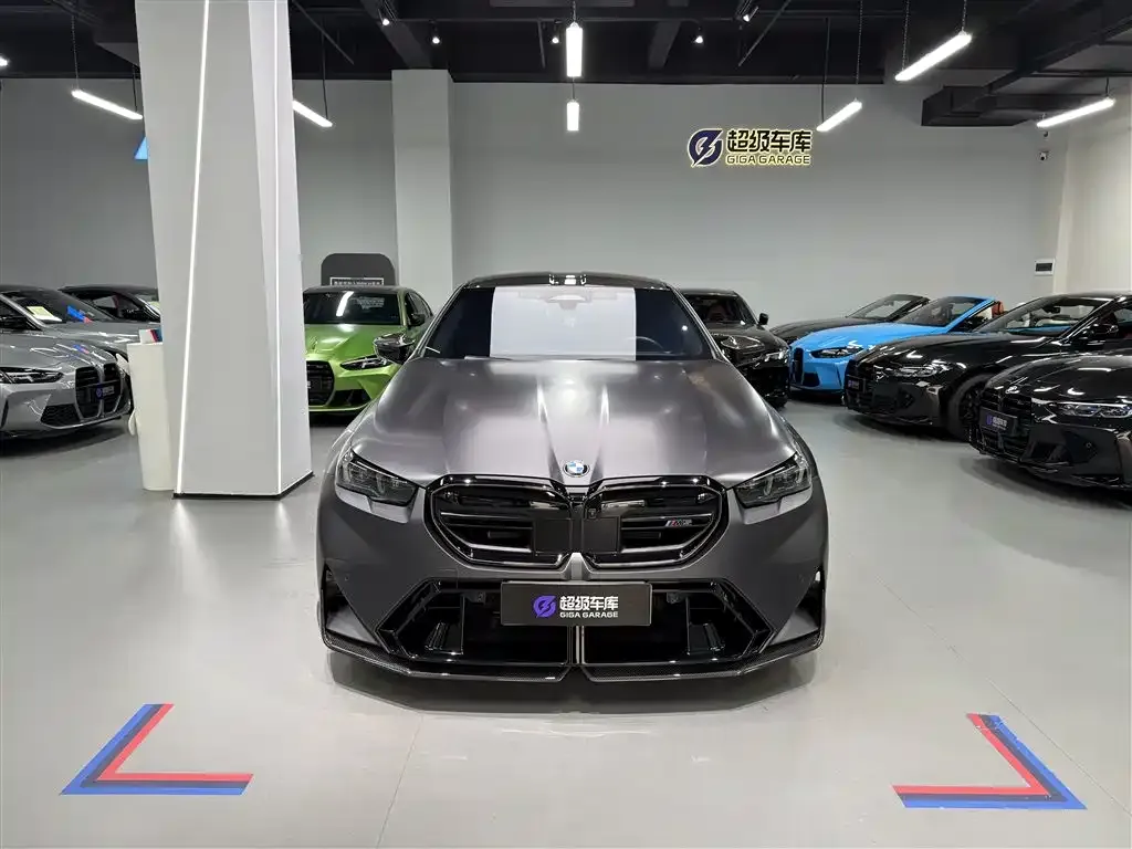 BMW M5 New Energy — фото 2